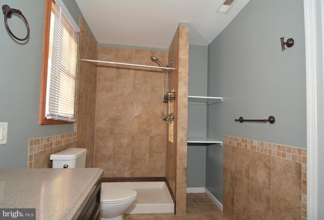 268 MEMORIAL AVE, Gibbstown, NJ 08027