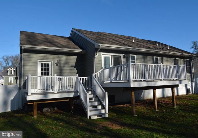 268 MEMORIAL AVE, Gibbstown, NJ 08027