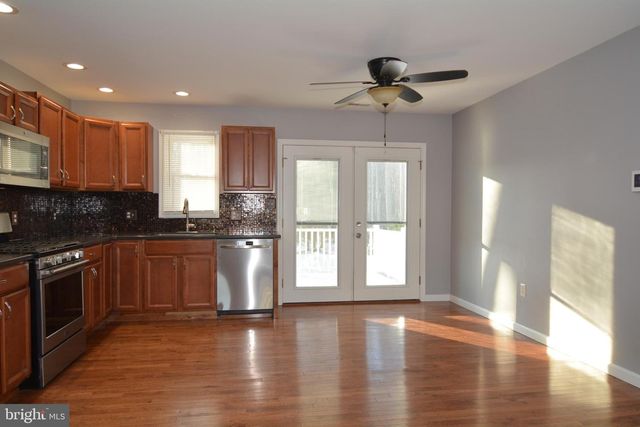 268 MEMORIAL AVE, Gibbstown, NJ 08027