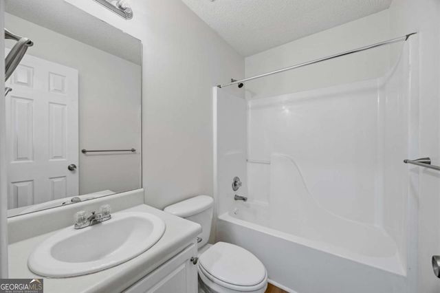 1094 Cliftwood Drive, Riverdale, GA 30296