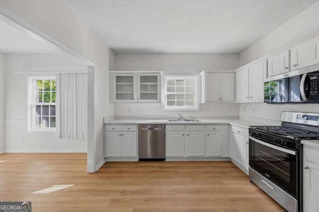 1094 Cliftwood Drive, Riverdale, GA 30296