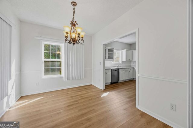 1094 Cliftwood Drive, Riverdale, GA 30296