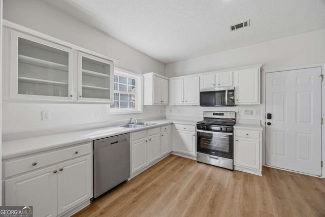 1094 Cliftwood Drive, Riverdale, GA 30296