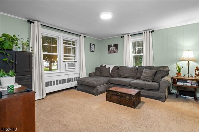 7 Ridgewood Rd, Franklin Boro, NJ 07416