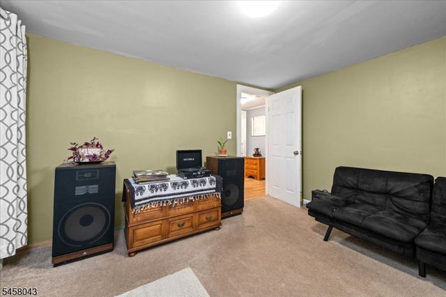 7 Ridgewood Rd, Franklin Boro, NJ 07416