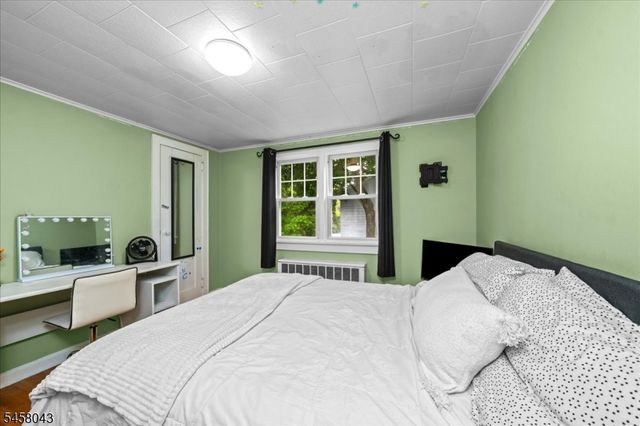 7 Ridgewood Rd, Franklin Boro, NJ 07416