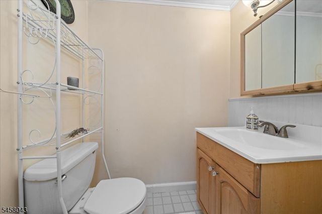 7 Ridgewood Rd, Franklin Boro, NJ 07416