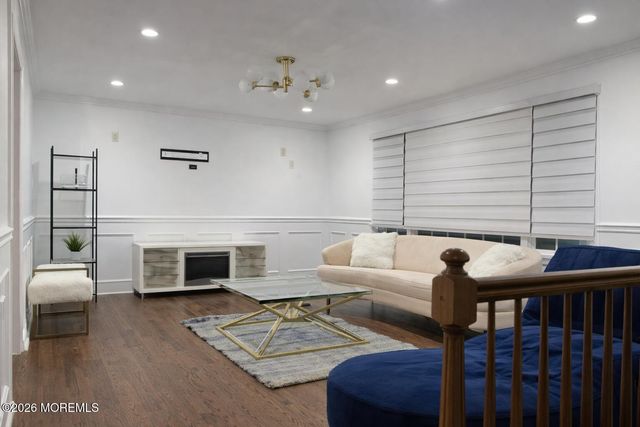 704 Carol Avenue, Oakhurst, NJ 07755