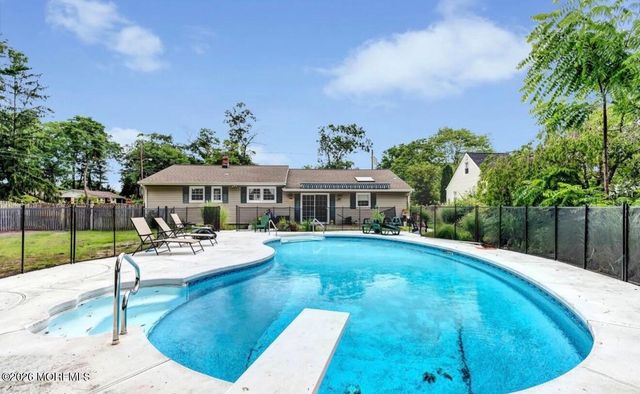 704 Carol Avenue, Oakhurst, NJ 07755