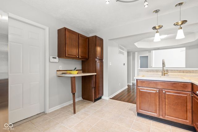 6407 Bayside South Drive, Indianapolis, IN 46250