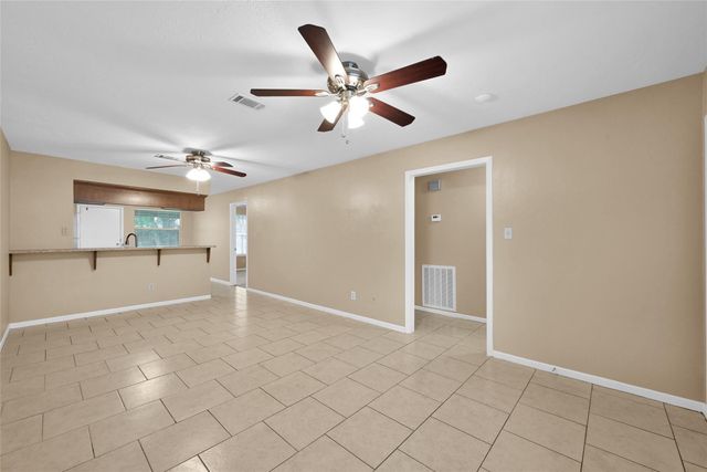 1605 Hazelwood Street A, Conroe, TX 77301