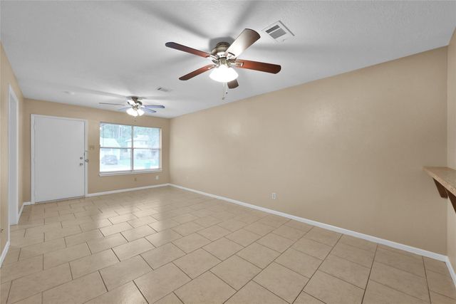 1605 Hazelwood Street A, Conroe, TX 77301