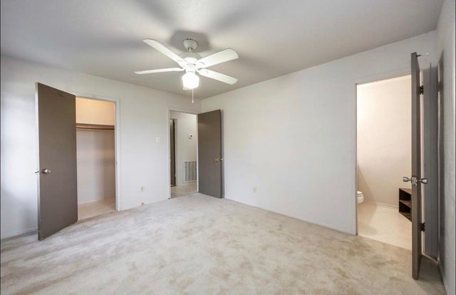 6134 Balbo Street, Houston, TX 77091