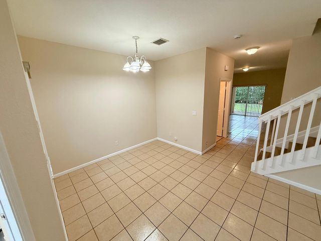 905 N SANTA CATALINA Circle 905, North Lauderdale, FL 33068