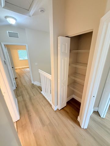905 N SANTA CATALINA Circle 905, North Lauderdale, FL 33068