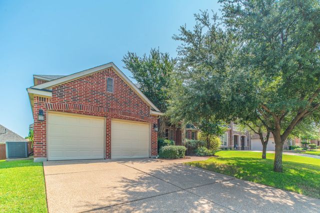3039 Rosina, Grand Prairie, TX 75054