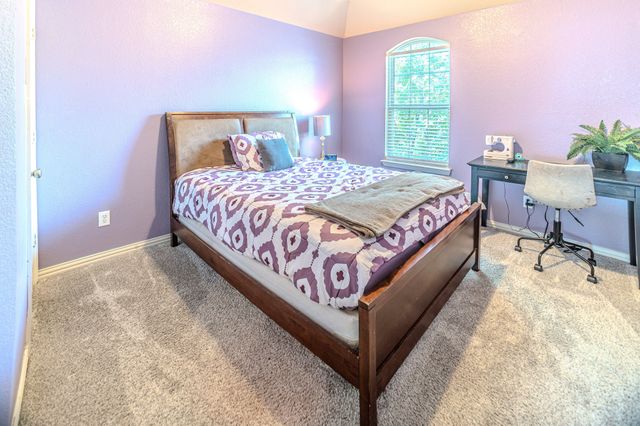 3039 Rosina, Grand Prairie, TX 75054