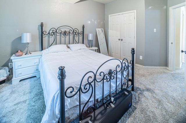 3039 Rosina, Grand Prairie, TX 75054