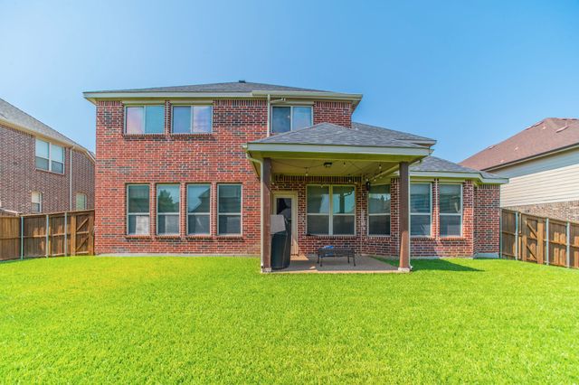 3039 Rosina, Grand Prairie, TX 75054