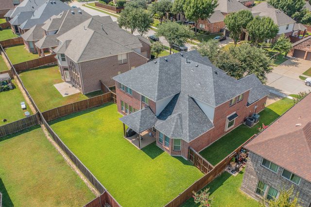 3039 Rosina, Grand Prairie, TX 75054