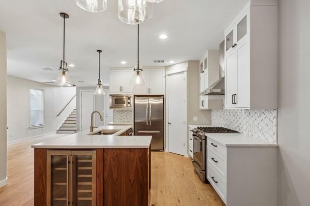 3108 Corbin LN, Austin, TX 78704