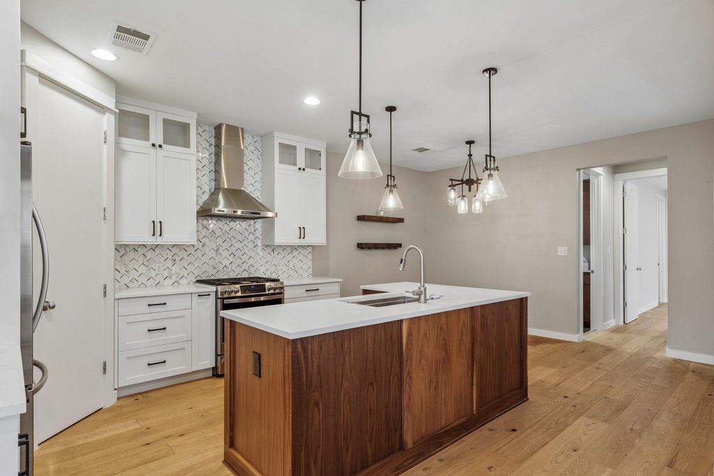 3108 Corbin LN, Austin, TX 78704