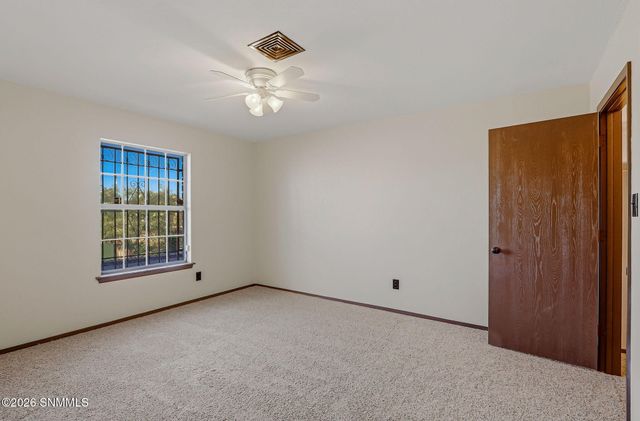 810 Camino Del Rex, Las Cruces, NM 88001