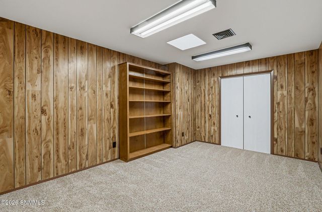 810 Camino Del Rex, Las Cruces, NM 88001