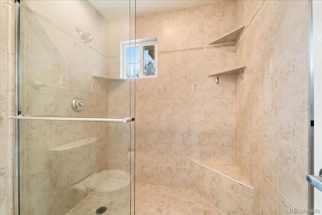 9689 Independence Drive, Broomfield, CO 80021