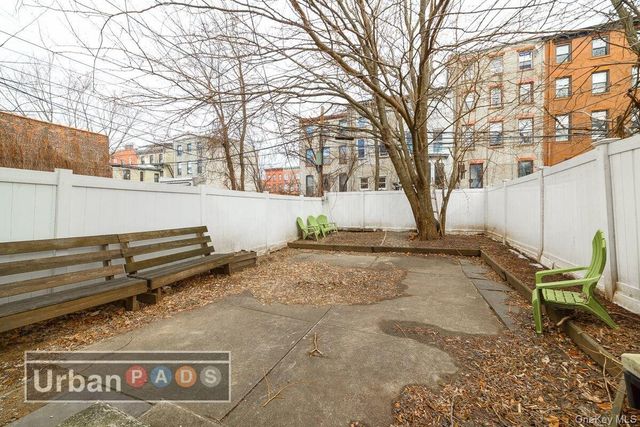 15 Irving Place, Brooklyn, NY 11238