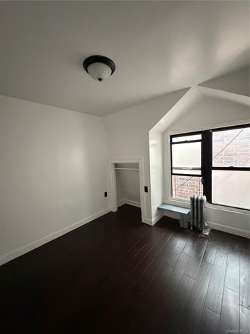 15 Irving Place, Brooklyn, NY 11238
