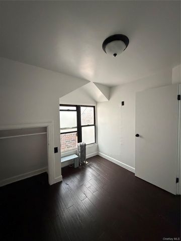 15 Irving Place, Brooklyn, NY 11238