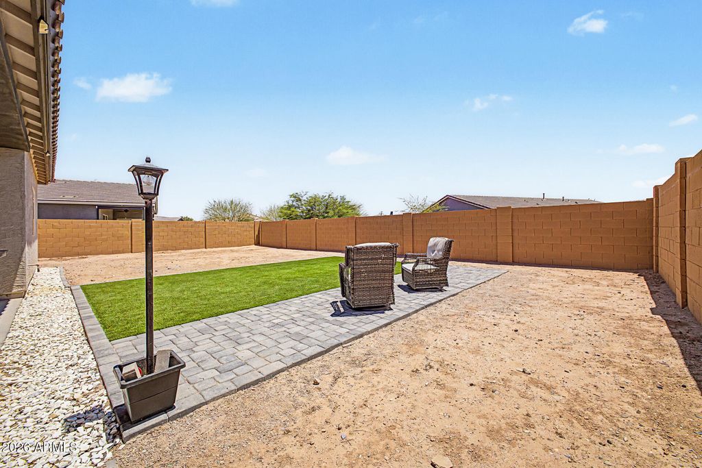 857 E DIAMOND Drive, Casa Grande, AZ 85122 — photo 2
