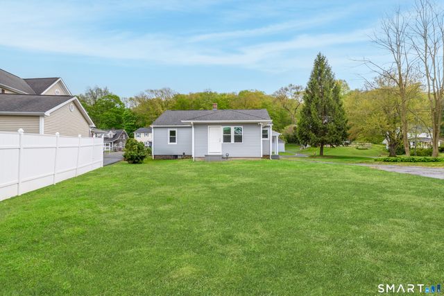 704 High Street, Naugatuck, CT 06770
