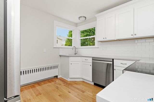 704 High Street, Naugatuck, CT 06770