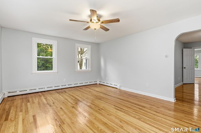 704 High Street, Naugatuck, CT 06770