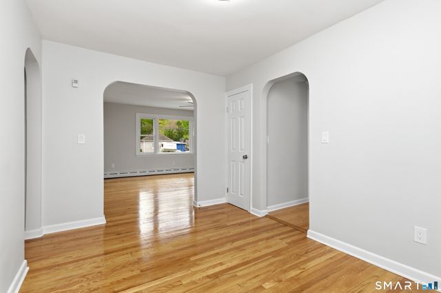 704 High Street, Naugatuck, CT 06770