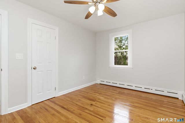 704 High Street, Naugatuck, CT 06770