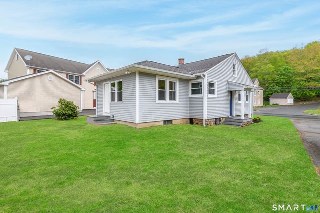704 High Street, Naugatuck, CT 06770