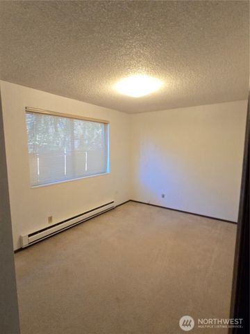 29401 34th Avenue S, Auburn, WA 98001