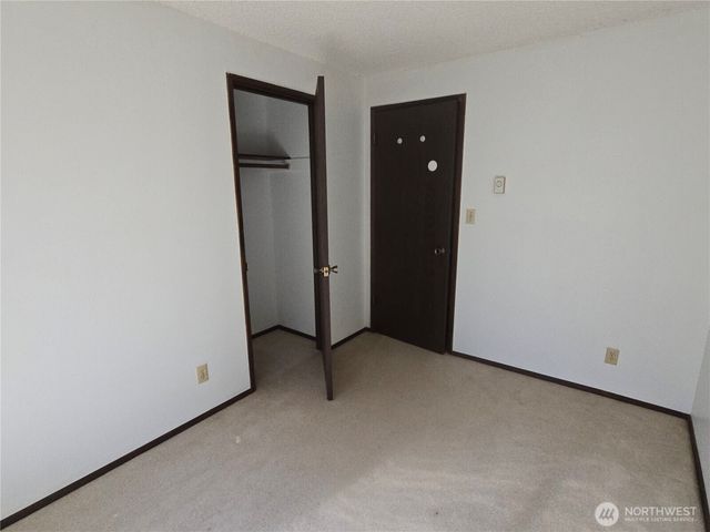 29401 34th Avenue S, Auburn, WA 98001