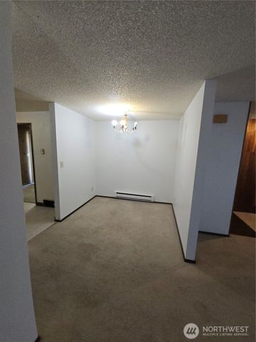 29401 34th Avenue S, Auburn, WA 98001