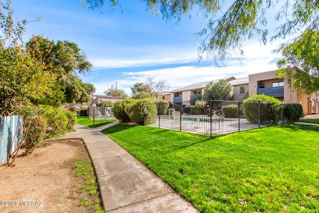 8080 E Speedway Blvd Unit 308, Tucson, AZ 85710