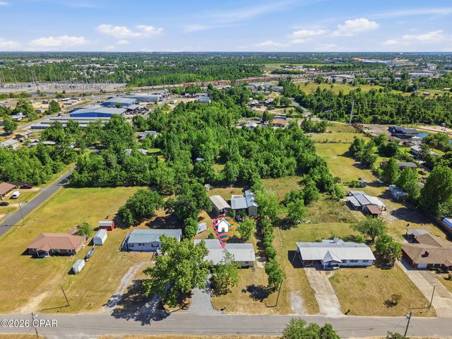2202 Game Farm Road, Panama City, FL 32405