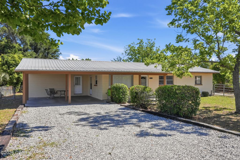2202 Game Farm Road, Panama City, FL 32405