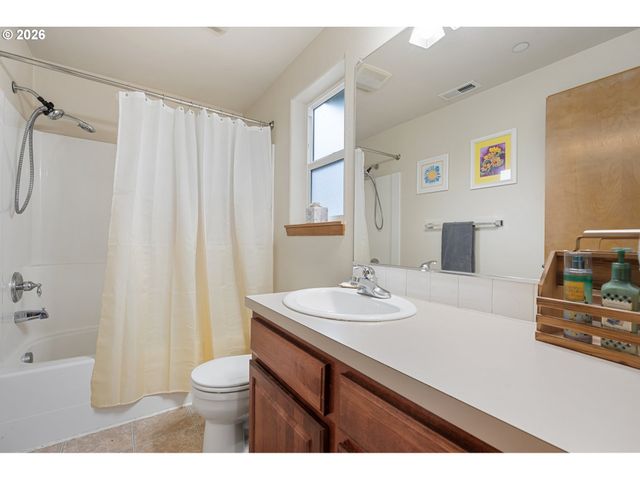 14114 ROCK St, Oregon City, OR 97045