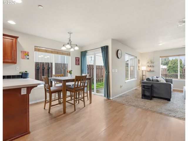 14114 ROCK St, Oregon City, OR 97045