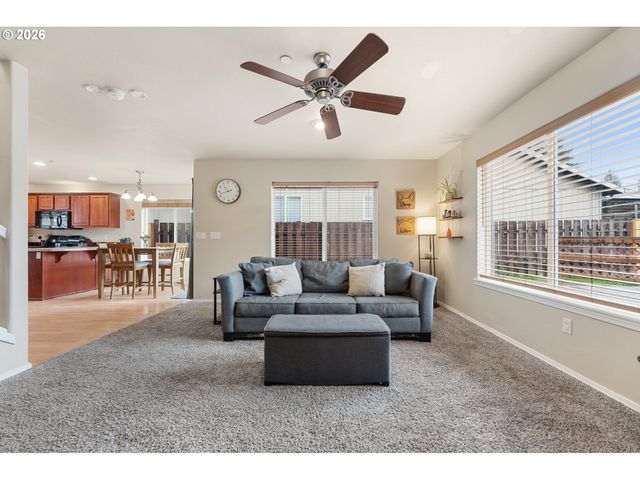 14114 ROCK St, Oregon City, OR 97045