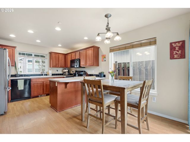 14114 ROCK St, Oregon City, OR 97045