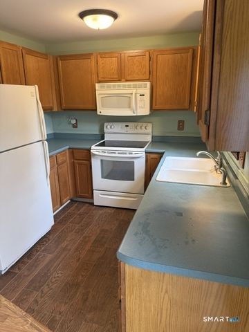 66 Atwood Street APT 11, Plainville, CT 06062